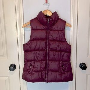 Old Navy puffer vest in maroon